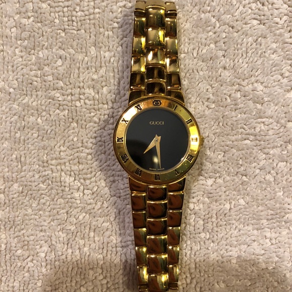 Gucci Accessories - Gucci Watch